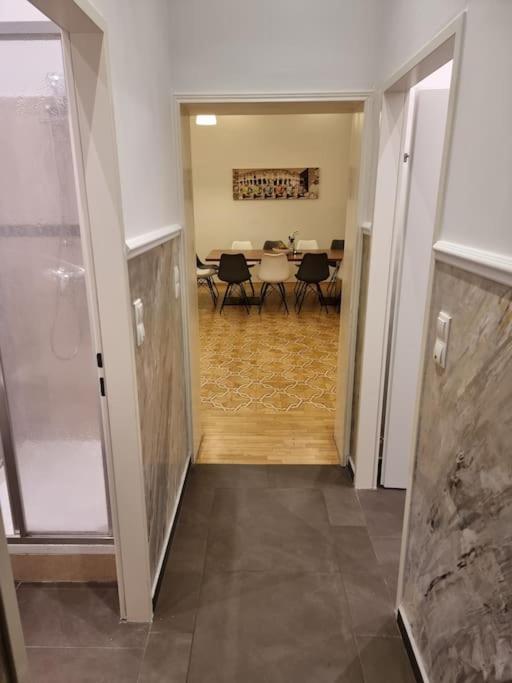 Sissi Royal Suite - Inner City 4 Bedroom Apartment Виена Екстериор снимка