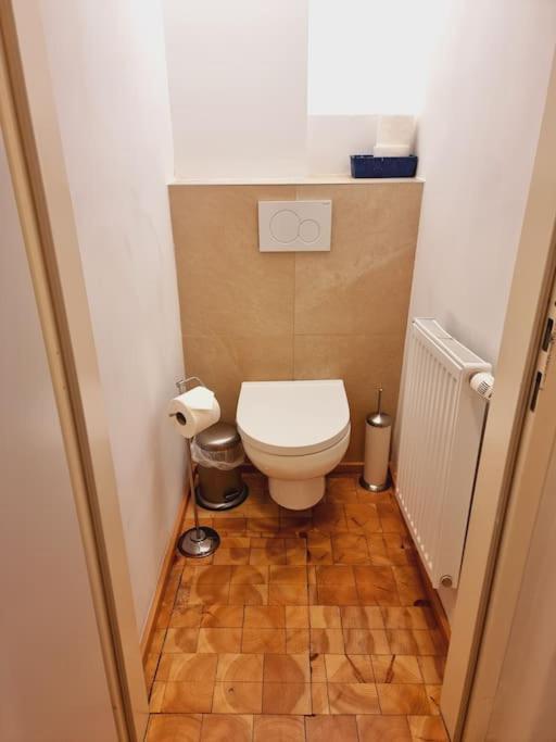 Sissi Royal Suite - Inner City 4 Bedroom Apartment Виена Екстериор снимка