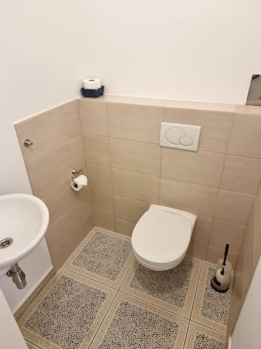Sissi Royal Suite - Inner City 4 Bedroom Apartment Виена Екстериор снимка